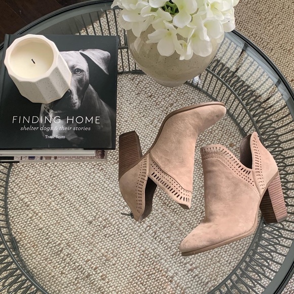 Vince Camuto Suede Booties, Size 8.5 - Picture 2 of 3